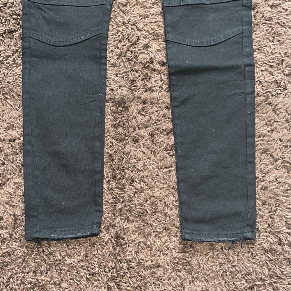 PREME - Picture 4 of 6